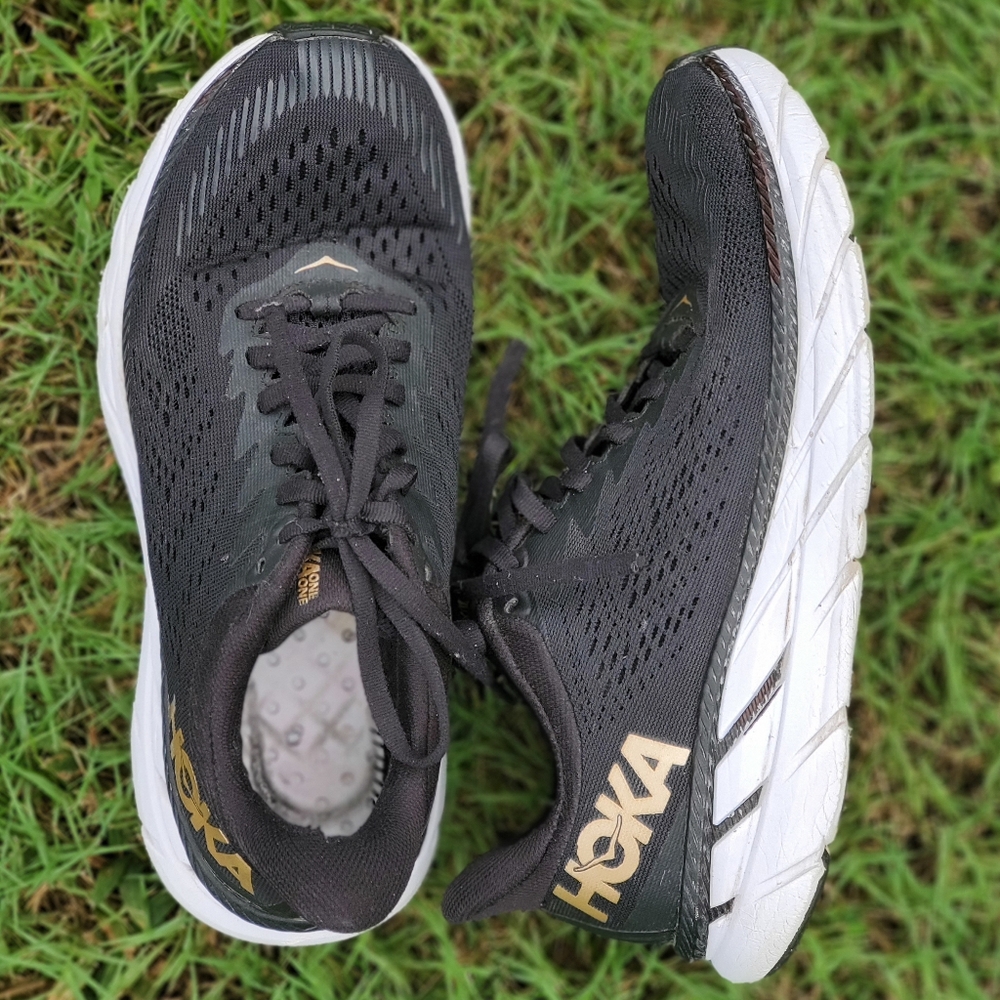 Hoka One One Clifton 7 Men’s Sneakers Size 7.5 Gold & Black - Picture 3 of 16